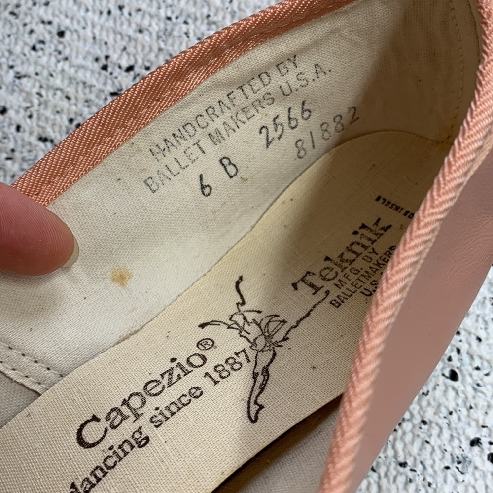 Antique NEW Capezio Slipper in Dusty Rose sz 6 - Picture 7 of 9